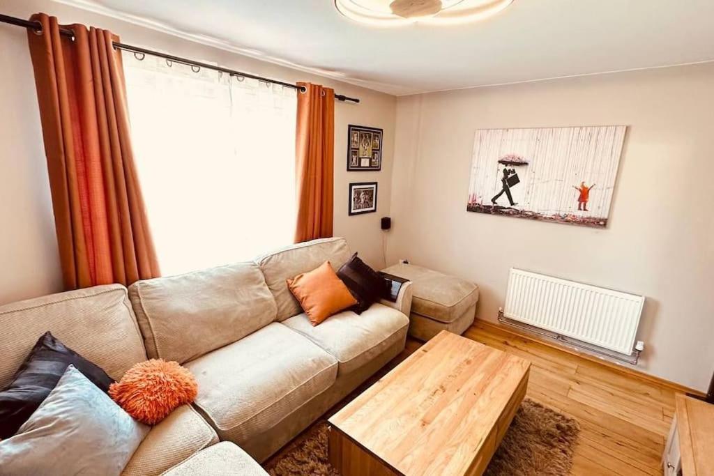诺丁汉Stunning 3 Bed House Sleeps6别墅 外观 照片